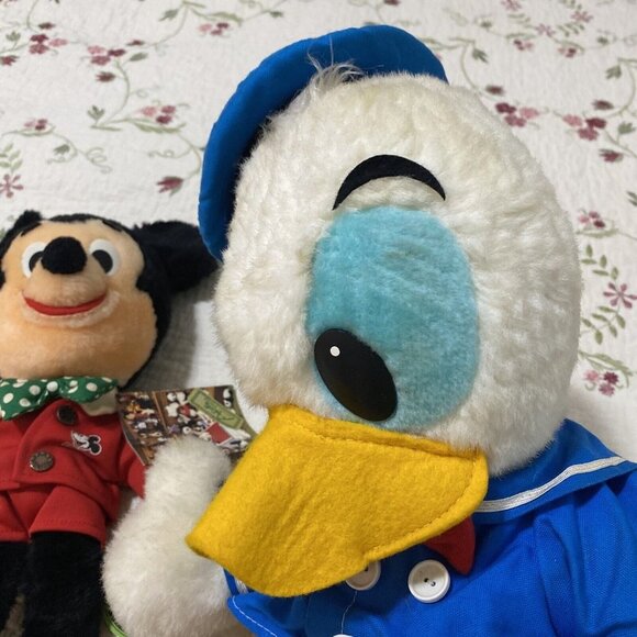 Vintage Tokyo Disneyland Mickey Mouse And Donald Duck Plush medium - Picture 2 of 12